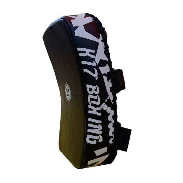 Pads de entrenamiento modelo Primative de la serie NAK de K17, diseñados para Muay Thai, boxeo y artes marciales mixtas, ideales para entrenamientos de alto rendimiento